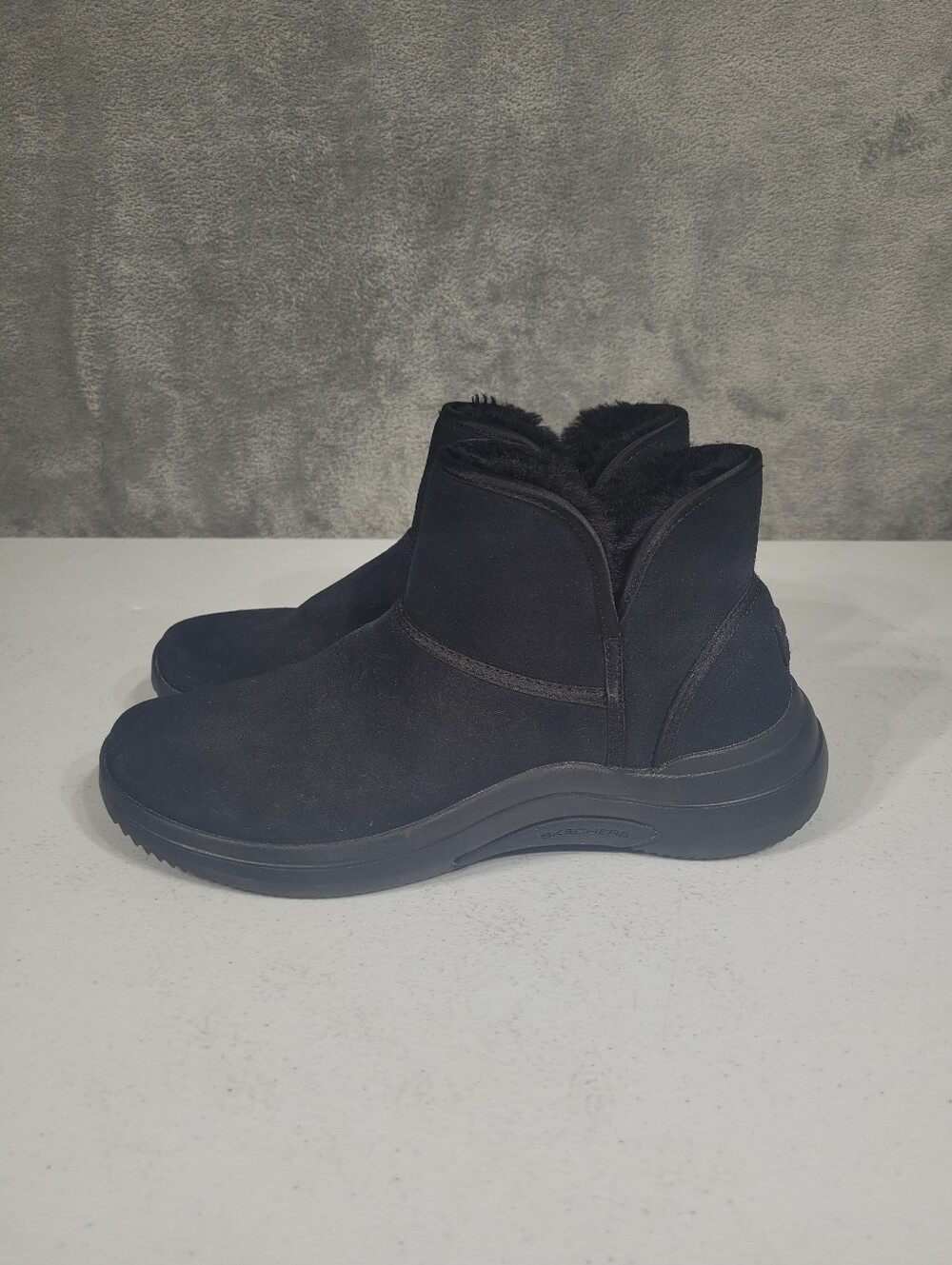 Sketchers Air Cooled Goga Mat Slipper Boots Shoes Black Womens Size 7.5
